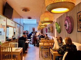 Van West naar Oost: met tram 3 naar Yangon Delight