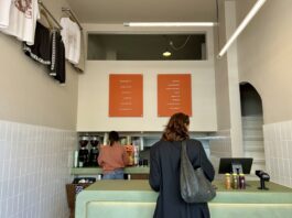 Opvolger Couscousbar verkoopt koffie, broodjes en, o ja, kleding