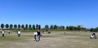 De Rollende Keukens strijkt neer op dor grasveld: ‘Onacceptabel dat je hier weken niet kunt picknicken’