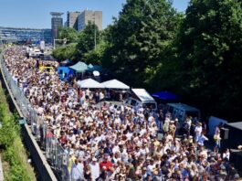 Warm, druk én gezellig: feesten op de A10 West