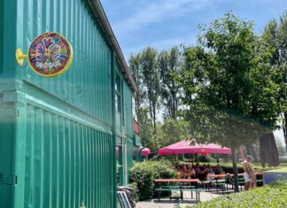 Strandcafé Buiten aan de Sloterplas mag blijven