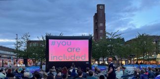 Gratis openlucht bioscoop op Mercatorplein tijdens Pride