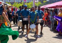 Jaarmarkt Geuzenveld met kramen, muziek en sport en spel