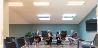 Nieuwe wijkrechter begonnen in Geuzenveld-Slotermeer