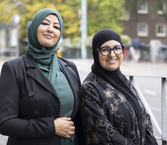 Geld op halverwege de maand: ‘moeders van de buurt’ geven eten en luiers