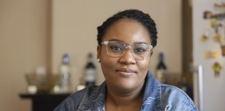 ‘Ik vraag mijn zoons soms om minder te eten’ – Shannie kent niet anders dan armoede