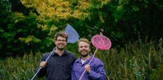 Vrienden leggen onderwatertuin aan in de Sloterplas