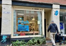 Dak- en thuislozen exposeren bij Filah in Staatsliedenbuurt