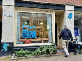 Dak- en thuislozen exposeren bij Filah in Staatsliedenbuurt