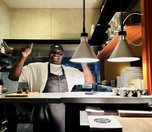 ‘Nicky’ van The Jollof Club is een chef om van te houden