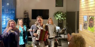 Verhalengevecht in BREEN: improviseren en sprookjes achterstevoren vertellen