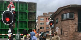 Sluiting brug bij Overtoom: nu opgeheven, later waarschijnlijk opnieuw