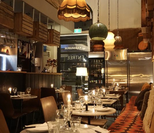 Net open: Kaaskuipje in het Westerpark