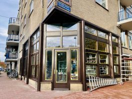 TikTok-hit KID Amsterdam gaat kip frituren in Staatsliedenbuurt