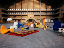 Nieuwe vintage design markt met meubels, kunst, mode en horeca in Centrale Markthal