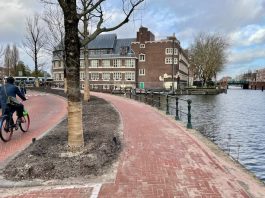 Deel Baarsjesweg vernieuwd: wandelen en zitten langs het water