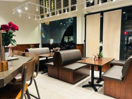 De Corner Inn is vernieuwd, maar de vogelgeluiden zijn gebleven