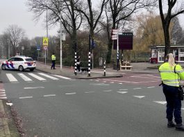 Fietser zwaargewond na aanrijding op Haarlemmerweg, petitie voor veiligere inrichting