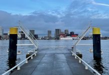 ‘Snel tijdelijke brug tussen NDSM en Houthaven aanleggen’