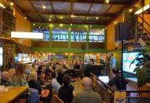 Yassine Boussaid van de Meervaart en Aysel Disbudak in Buitengasten