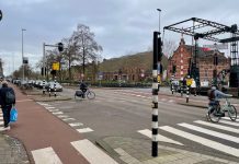 Fietser zwaargewond na aanrijding op Haarlemmerweg, petitie voor veiligere inrichting