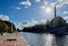 Tweede Kostverlorenkade bijna klaar met wandelstrook en nieuwe bomen