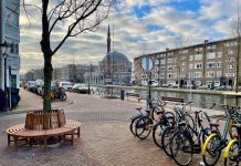 Tweede Kostverlorenkade bijna klaar met wandelstrook en nieuwe bomen