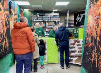 Vuurwerkverkoop begonnen, vermoedelijk voor de laatste keer