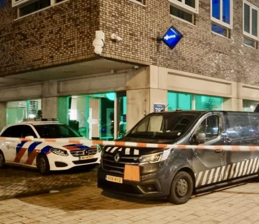 ‘Levensgevaarlijk’ vuurwerk in woning bij politiebureau Hoofdweg