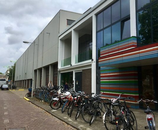 Geen samenwerking ondernemers in Landlust en stationsgebied Sloterdijk