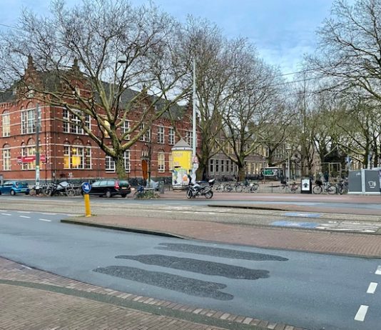 Risico’s door ‘weggehaalde’ zebrapaden in West die toch zichtbaar zijn