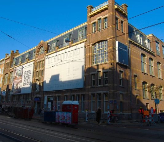 Luxeappartementen boven Aldi aan Admiraal de Ruijterweg