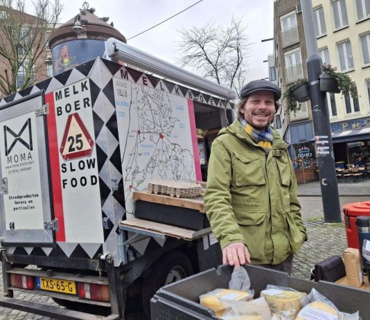 Biologische melkboer nu ook wekelijks in Nieuw-West
