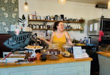 Vegan pionier Koffie ende Koeck breidt uit in Bos en Lommer