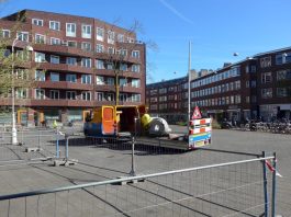 Eindelijk bomen op het Witte de Withplein, vergroening na jaren begonnen