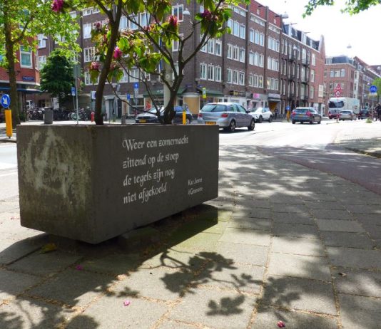 Poëzie brengt de Jan van Galenstraat tot leven