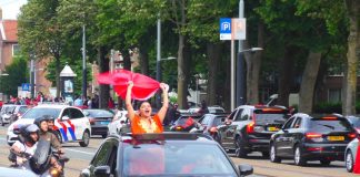 Supporters Marokko vieren overwinning op Nederlands elftal