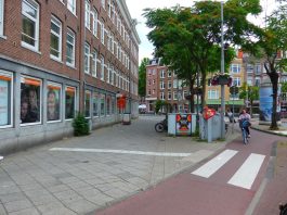 Beeldbepalende fotozaak vertrekt van Hugo de Grootplein