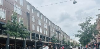Een geziene dichter worden in de Kinkerstraat