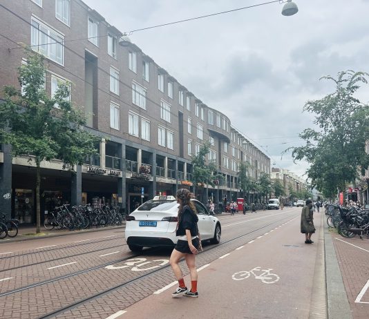 Een geziene dichter worden in de Kinkerstraat