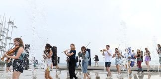Straatsymfonieorkest Ricciotti brengt Italiaanse zomer naar West en Nieuw-West
