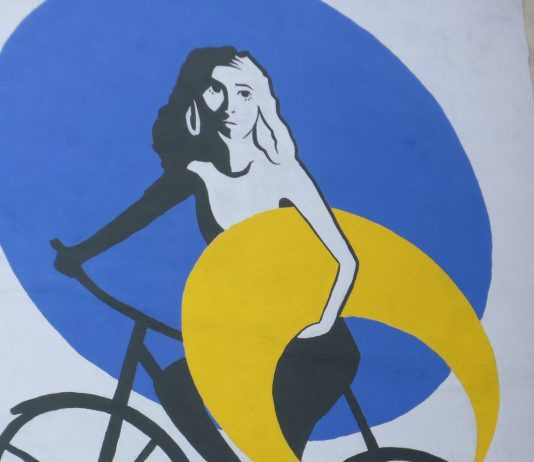 Muurschildering voor vrouwenveiligheid is gereed