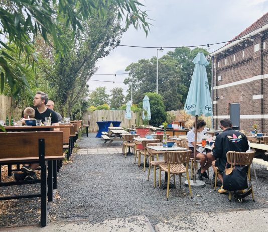 Mossel & Gin stopt na 12 jaar, drie vrienden nemen zaak over