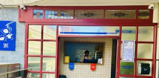 Bij WT Express in De Baarsjes scoor je dumplings to go